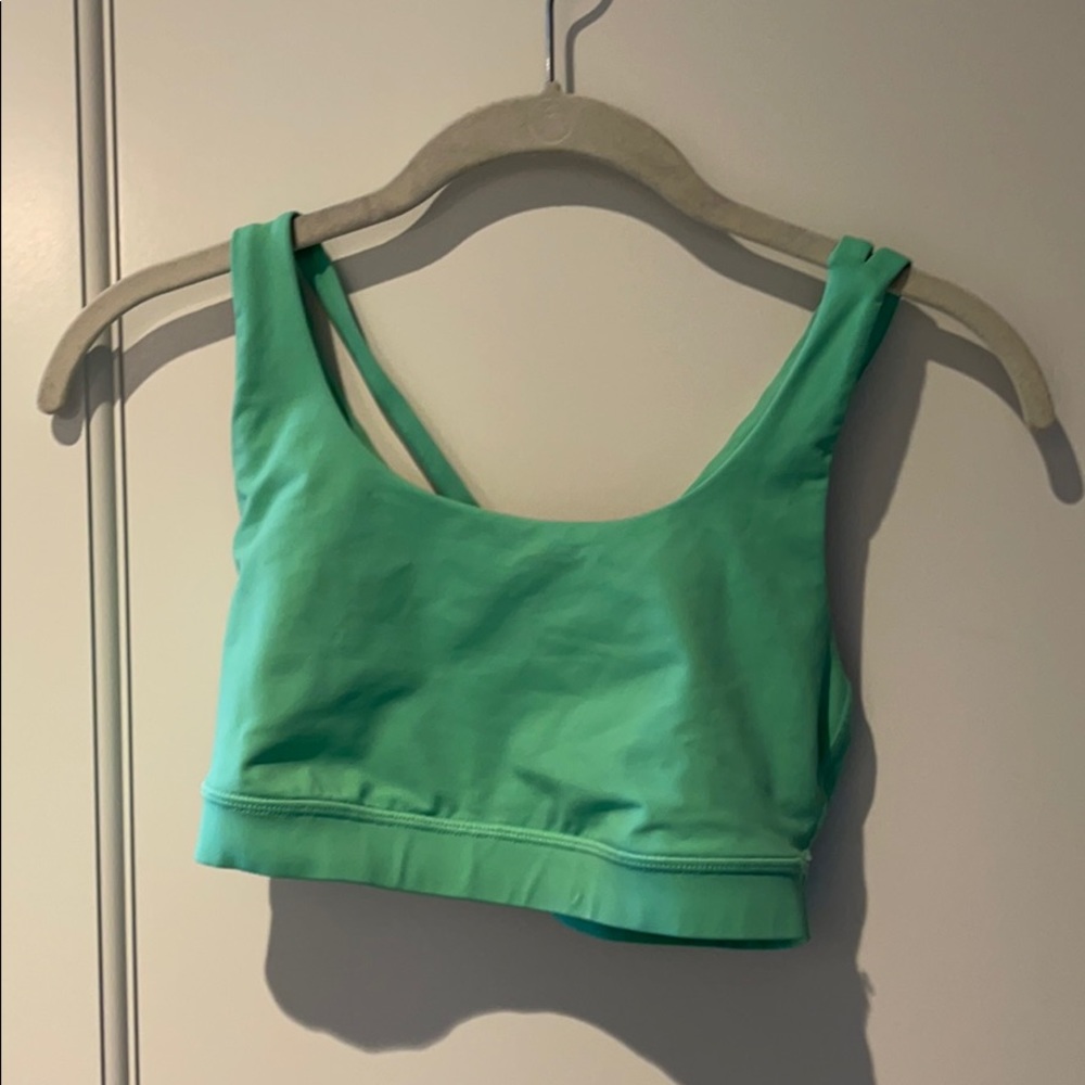 Lululemon energy bra size 6